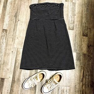 Old Navy Black and White Striped Cotton Tube Dress in a Medium